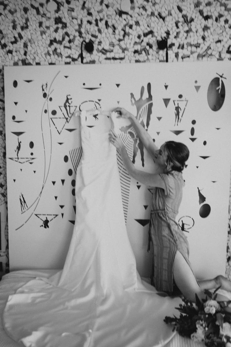 Caitlin & Mike Elopement in Ios