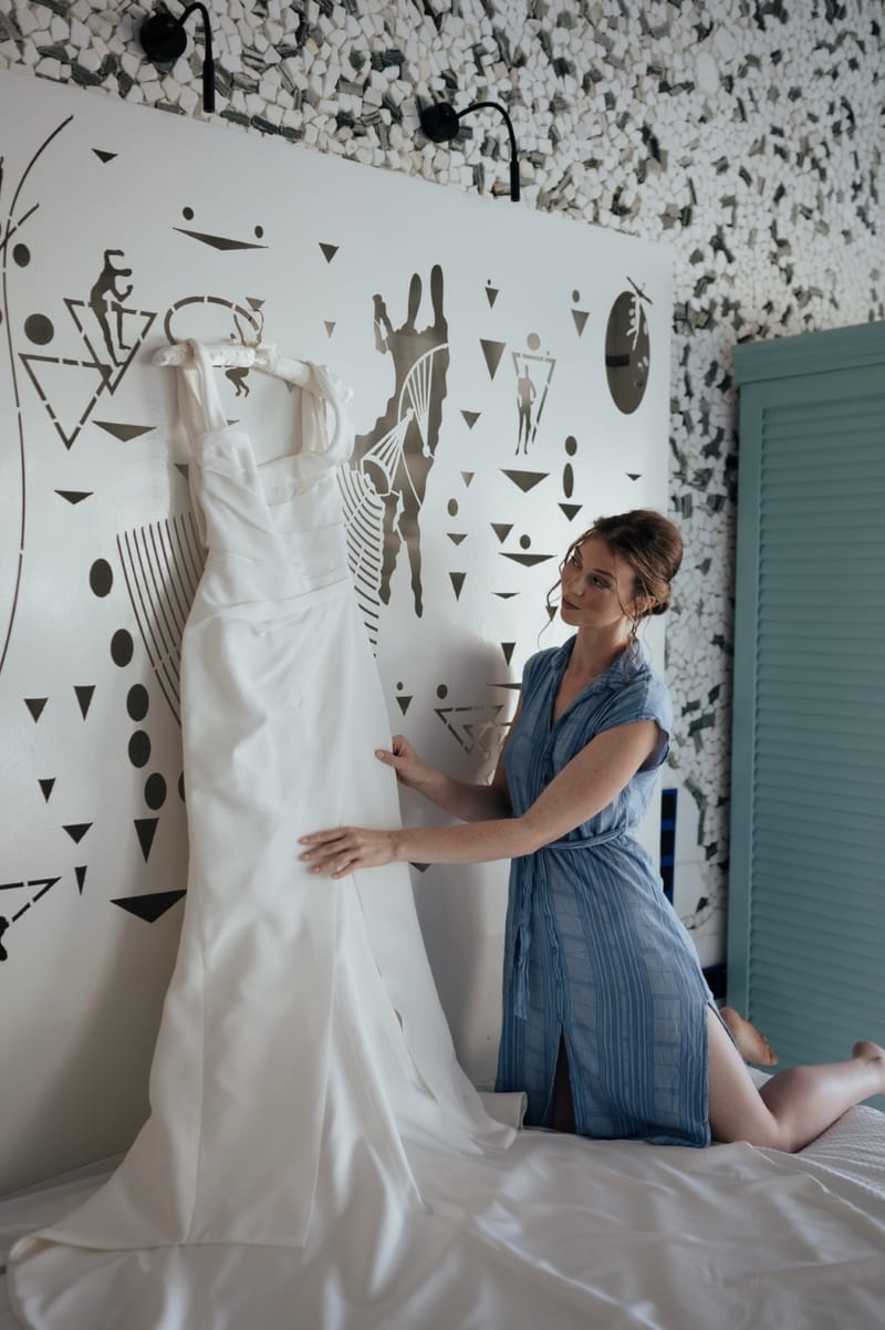 Caitlin & Mike Elopement in Ios