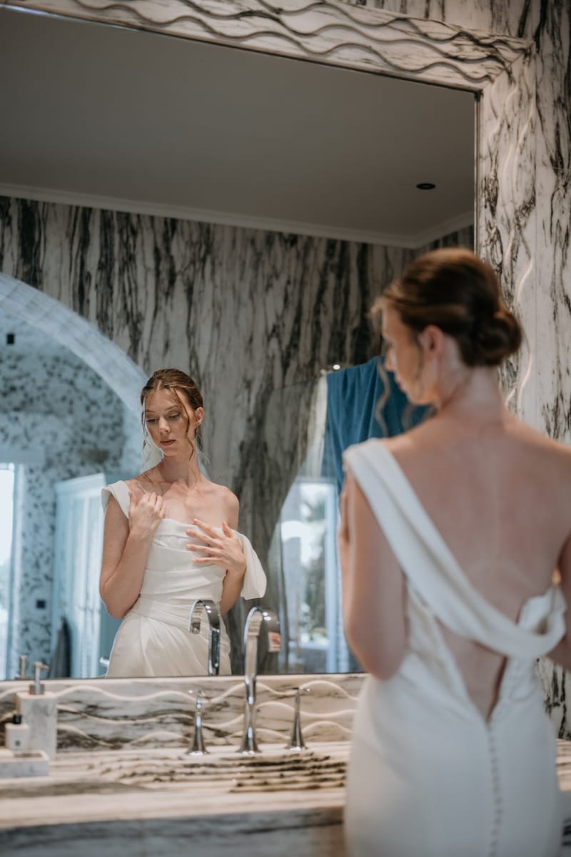 Caitlin & Mike Elopement in Ios