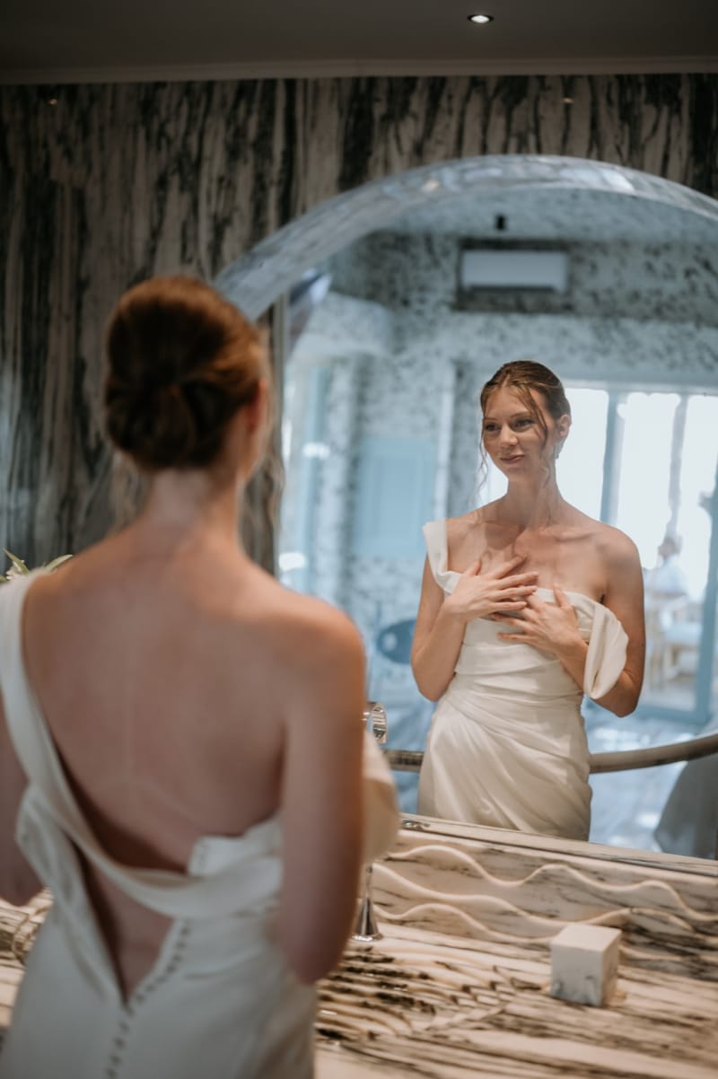 Caitlin & Mike Elopement in Ios