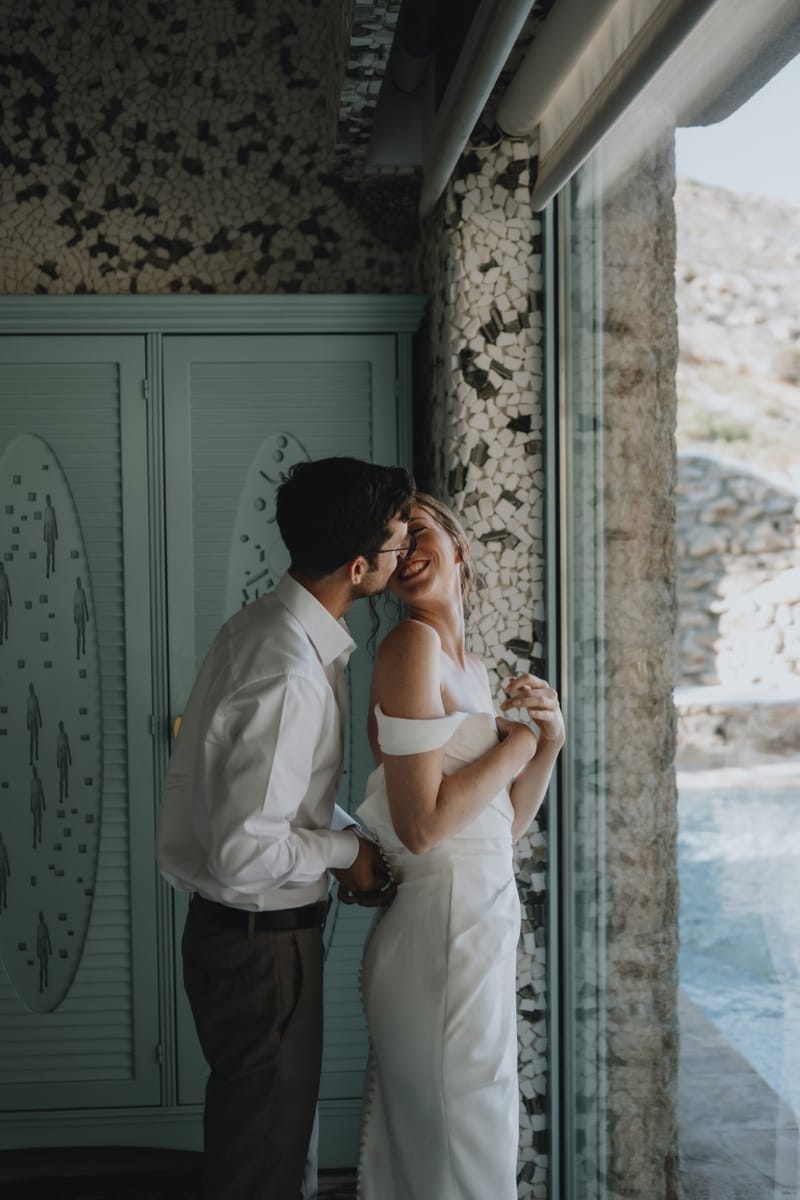 Caitlin & Mike Elopement in Ios