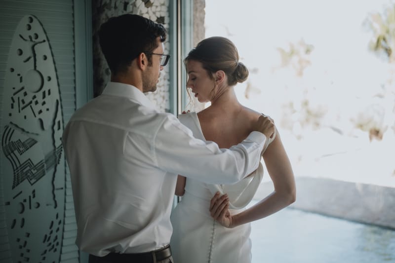 Caitlin & Mike Elopement in Ios