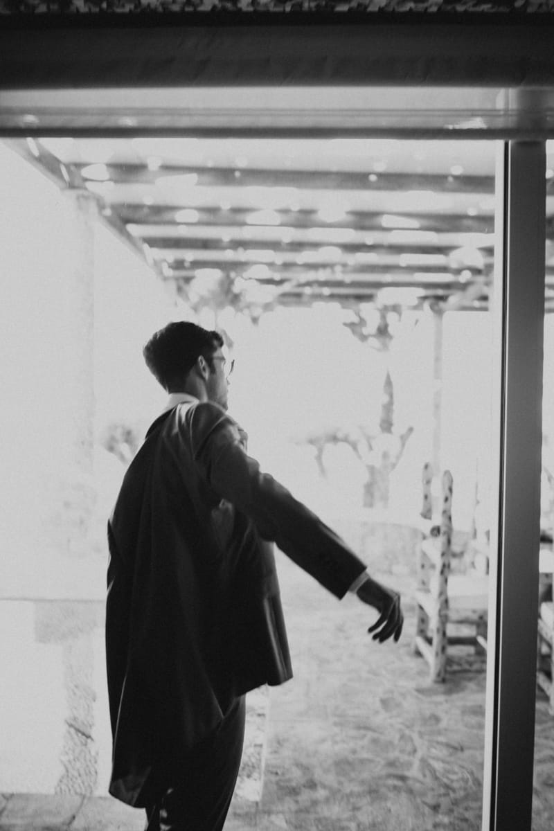 Caitlin & Mike Elopement in Ios