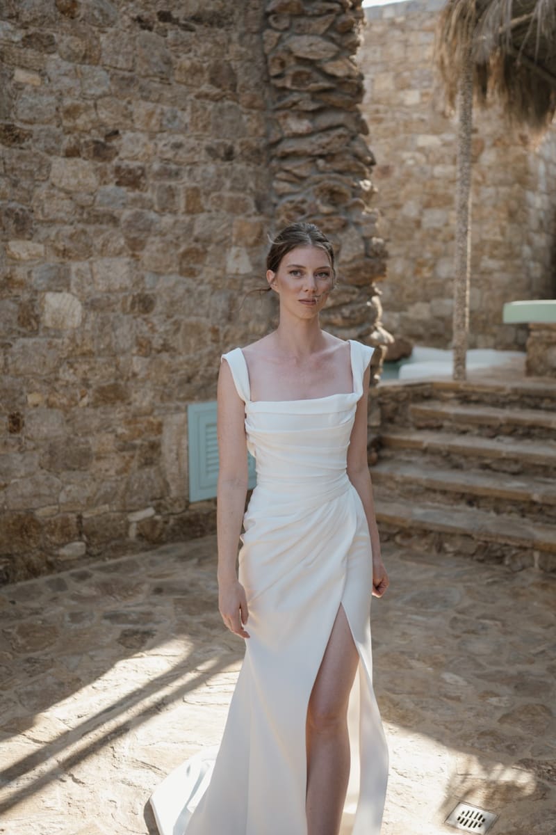 Caitlin & Mike Elopement in Ios