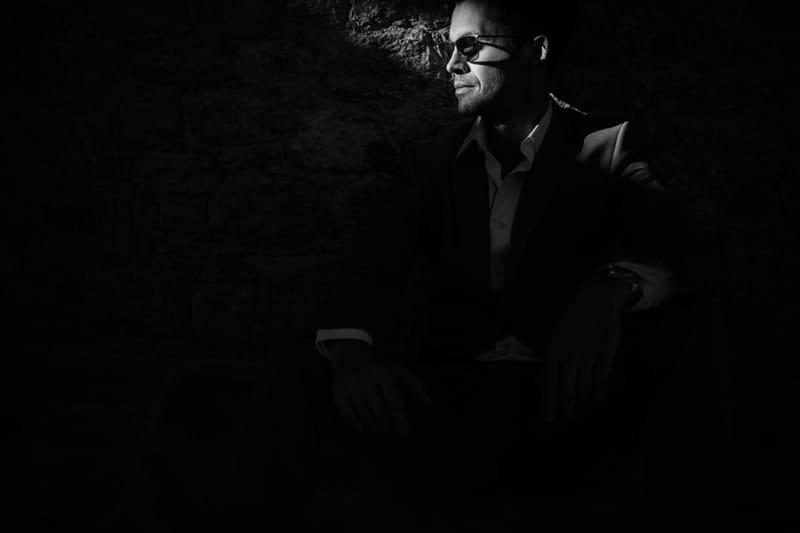 Caitlin & Mike Elopement in Ios