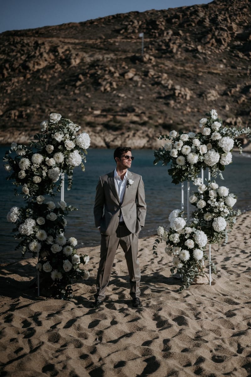 Caitlin & Mike Elopement in Ios