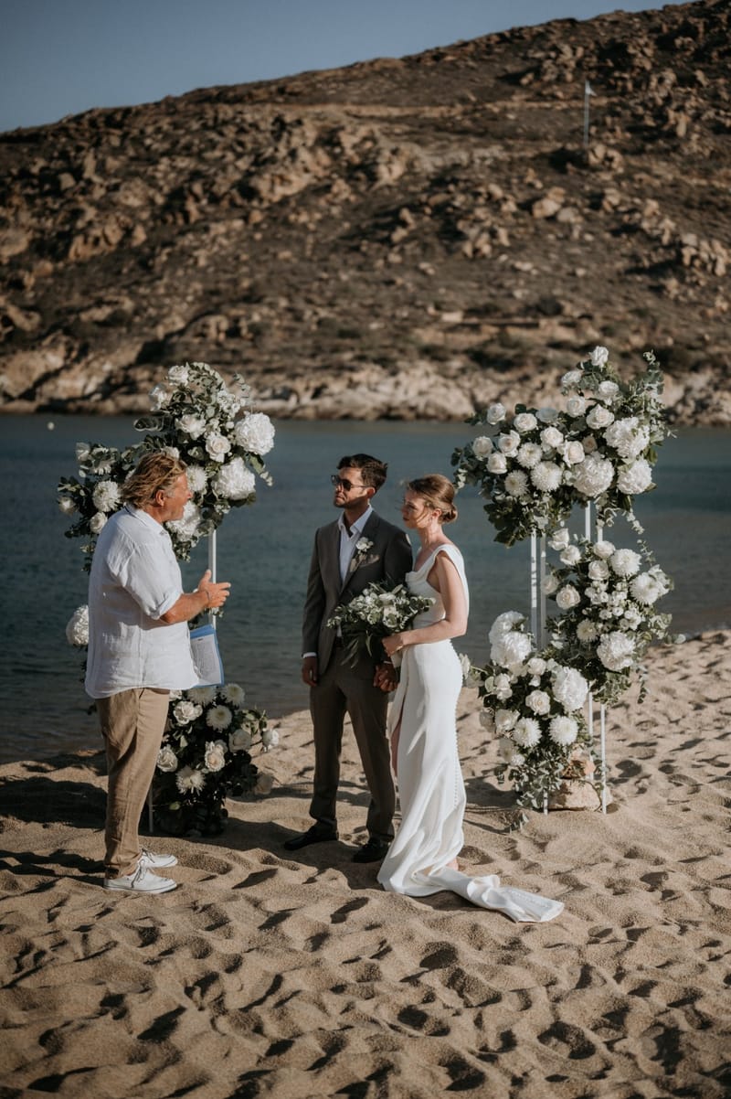 Caitlin & Mike Elopement in Ios