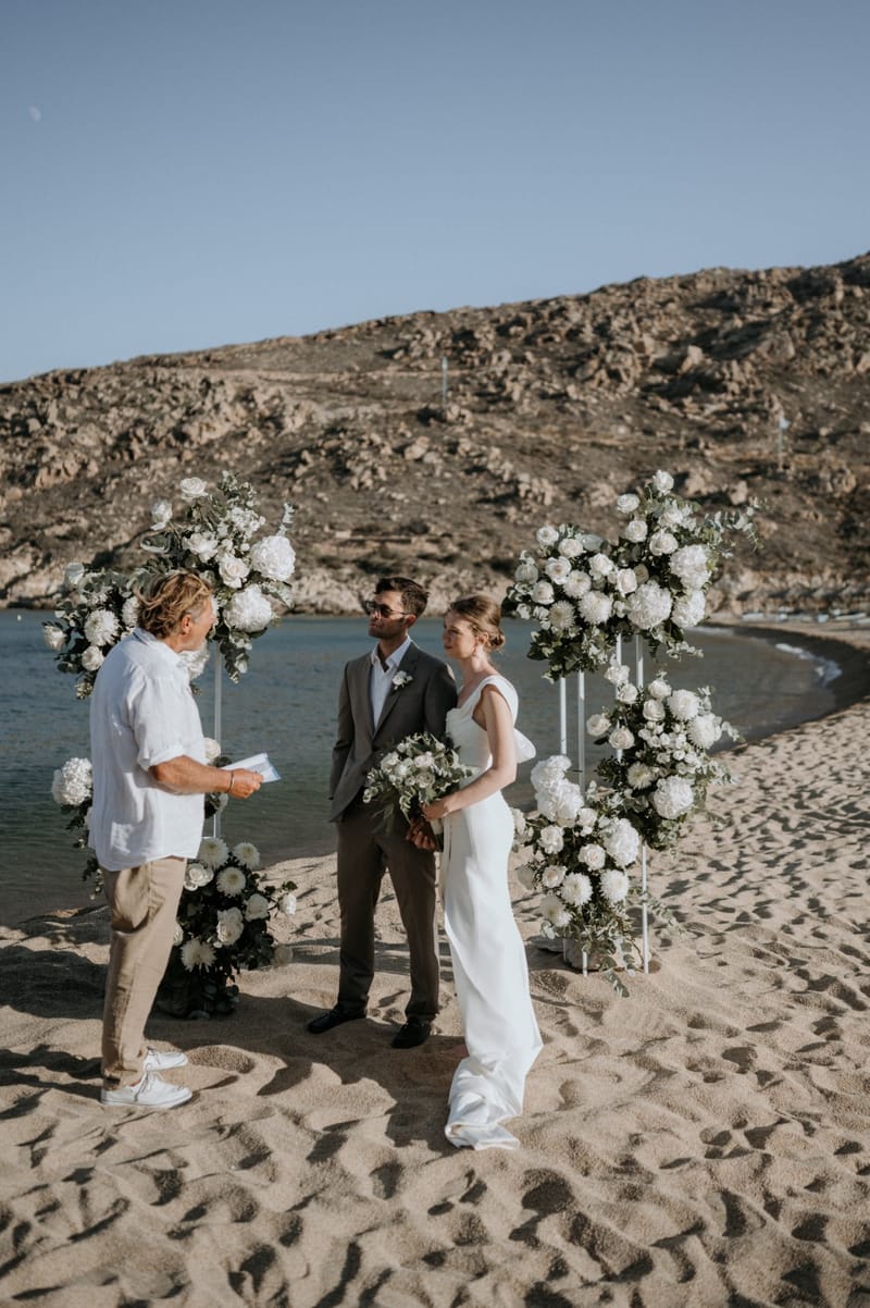 Caitlin & Mike Elopement in Ios