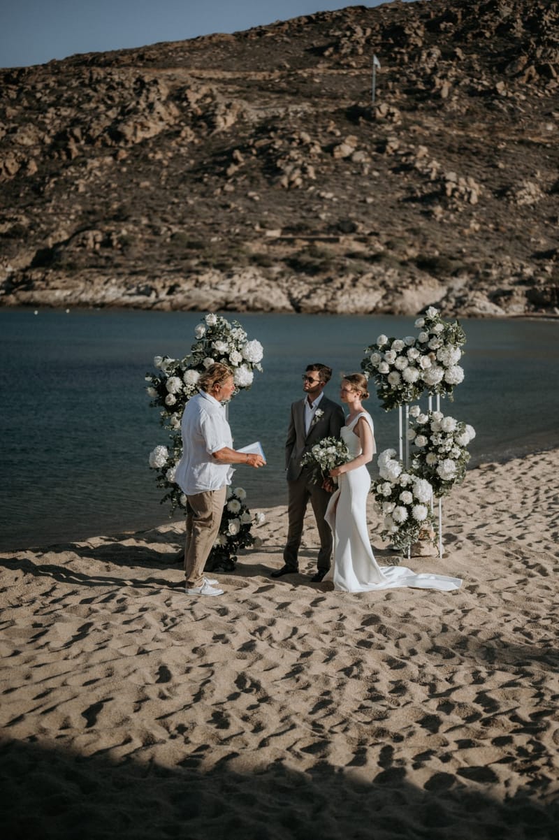 Caitlin & Mike Elopement in Ios