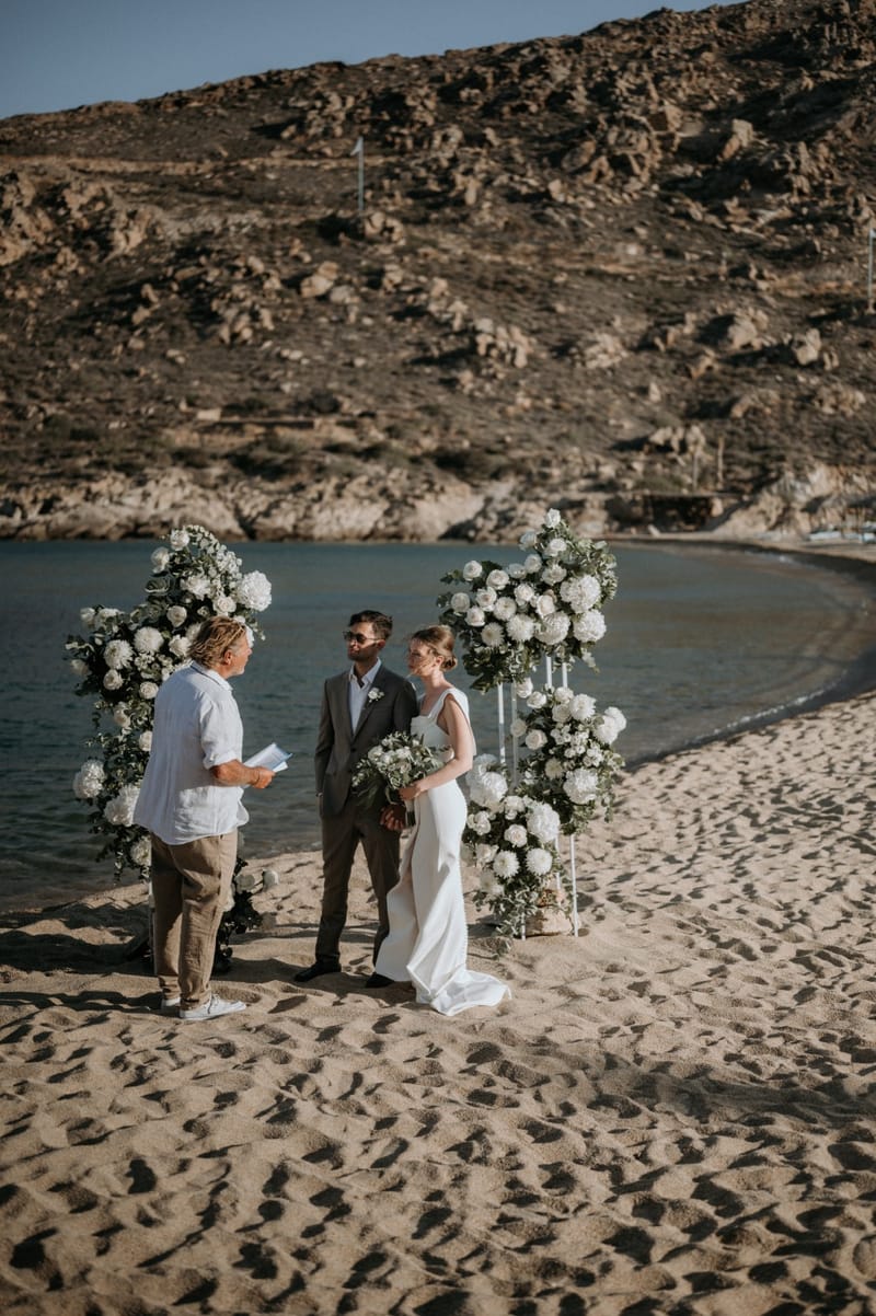 Caitlin & Mike Elopement in Ios