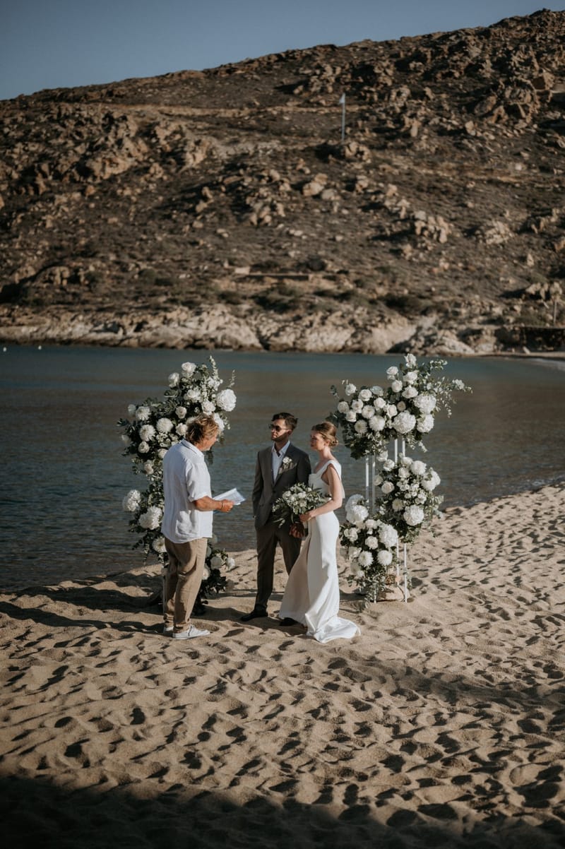 Caitlin & Mike Elopement in Ios