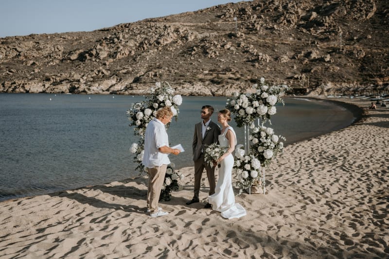 Caitlin & Mike Elopement in Ios