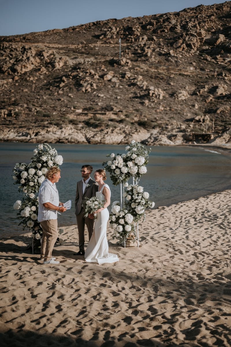 Caitlin & Mike Elopement in Ios