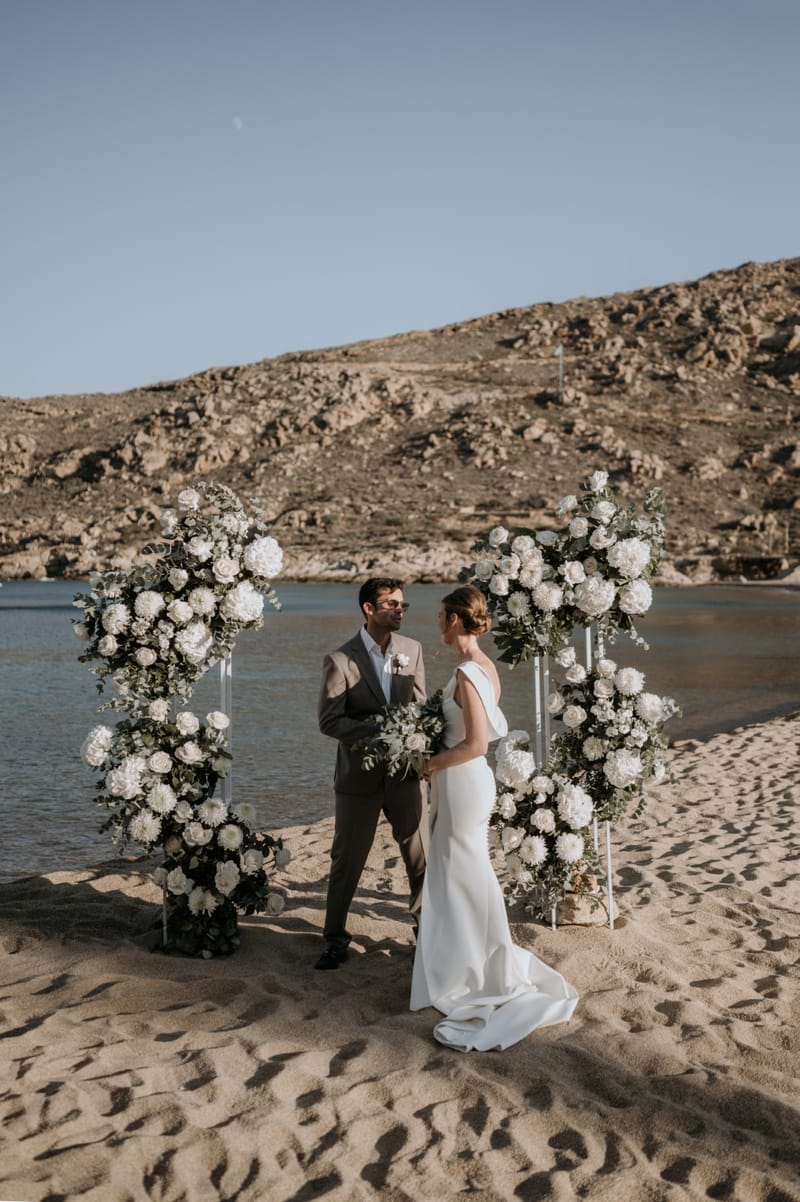 Caitlin & Mike Elopement in Ios