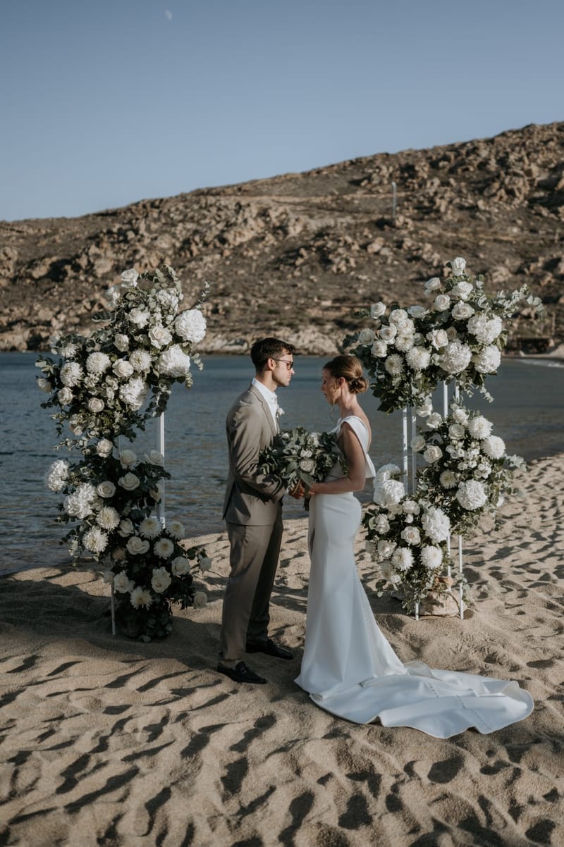 Caitlin & Mike Elopement in Ios