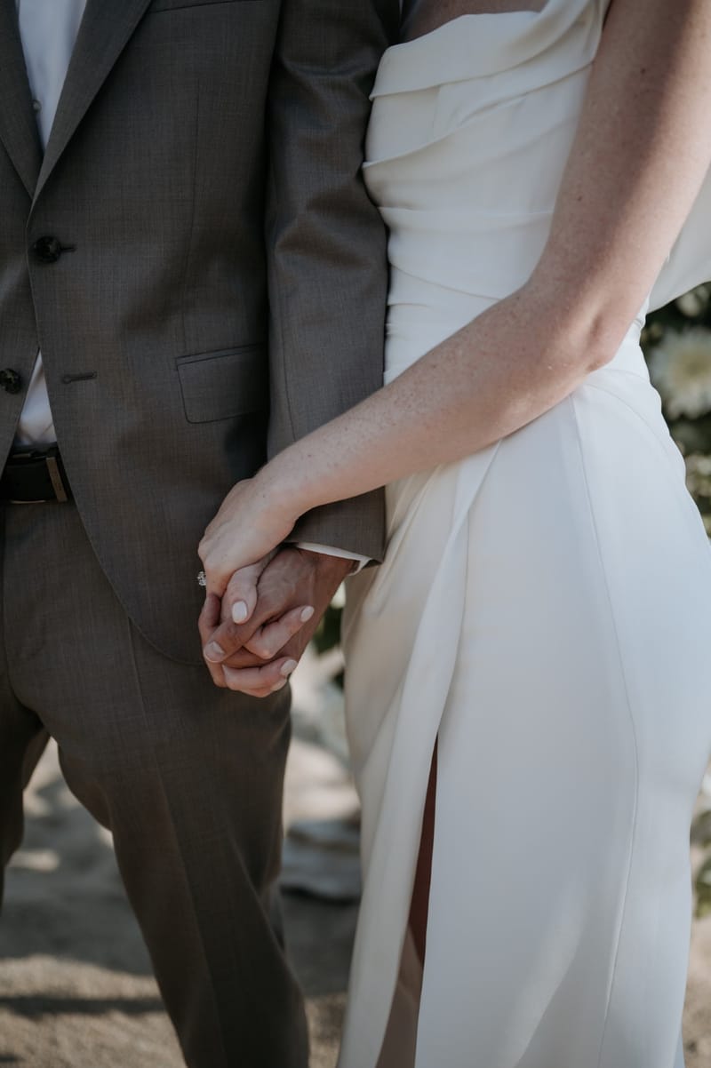 Caitlin & Mike Elopement in Ios