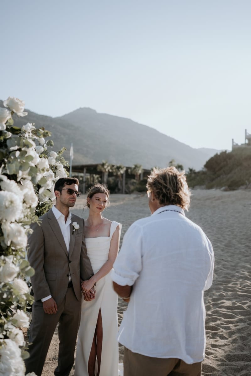 Caitlin & Mike Elopement in Ios