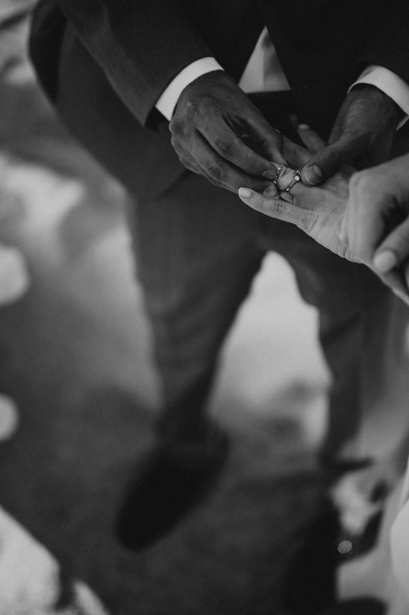 Caitlin & Mike Elopement in Ios