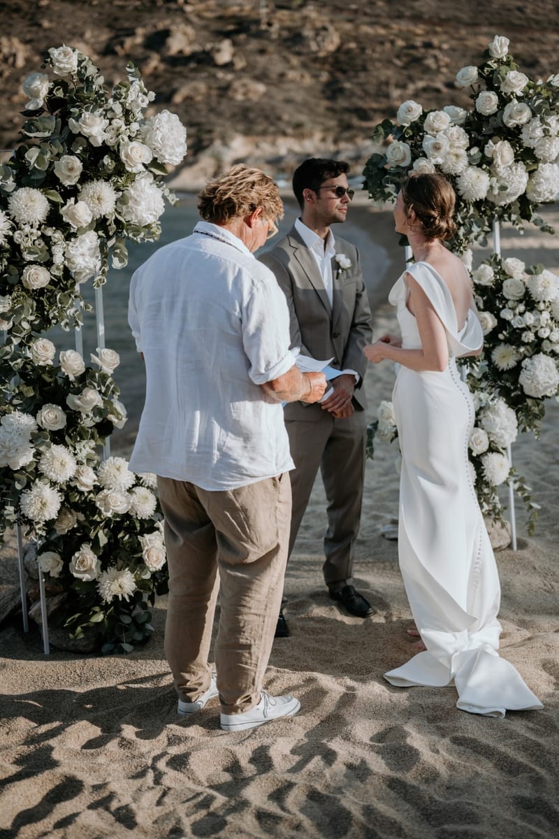 Caitlin & Mike Elopement in Ios