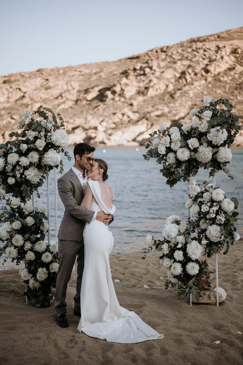 Caitlin & Mike Elopement in Ios