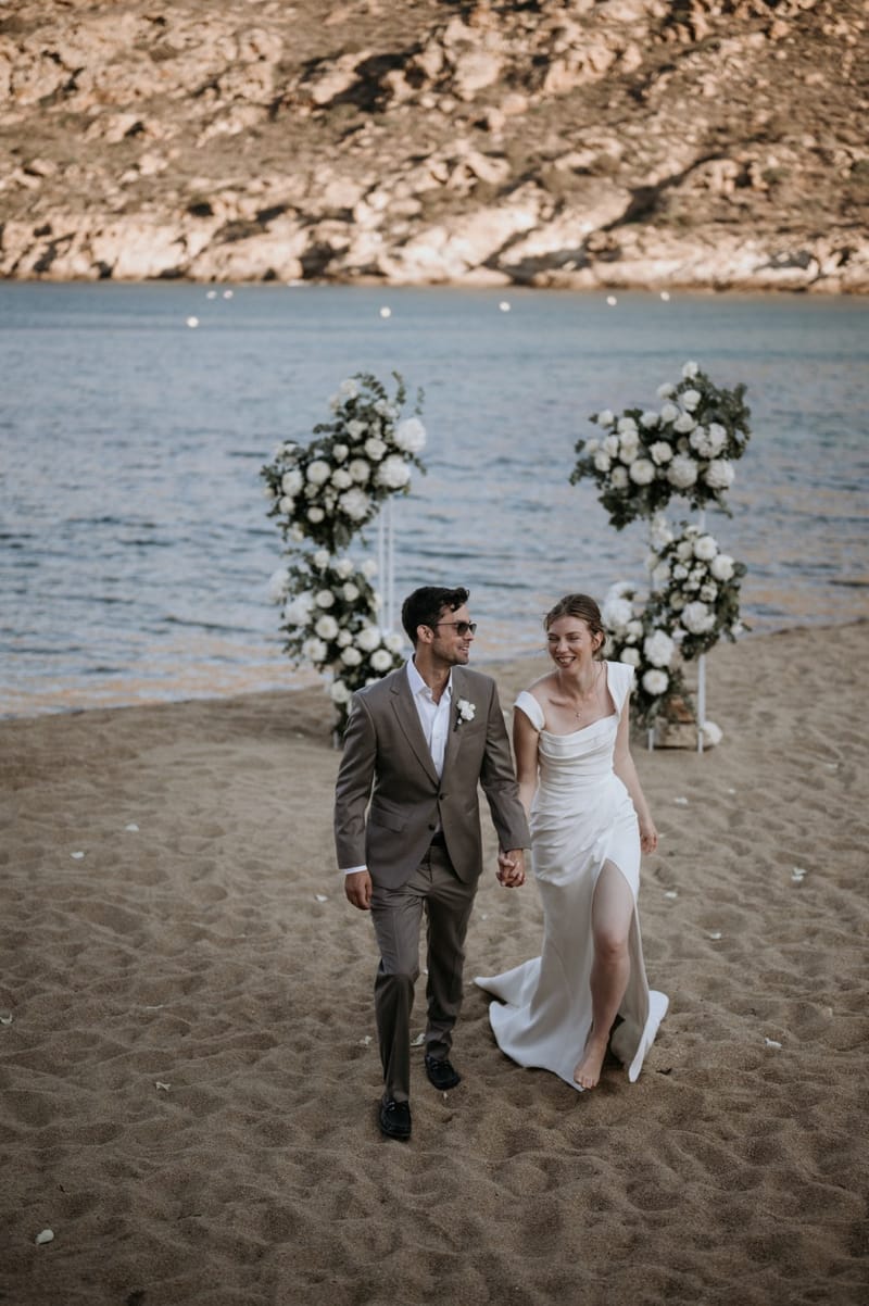 Caitlin & Mike Elopement in Ios