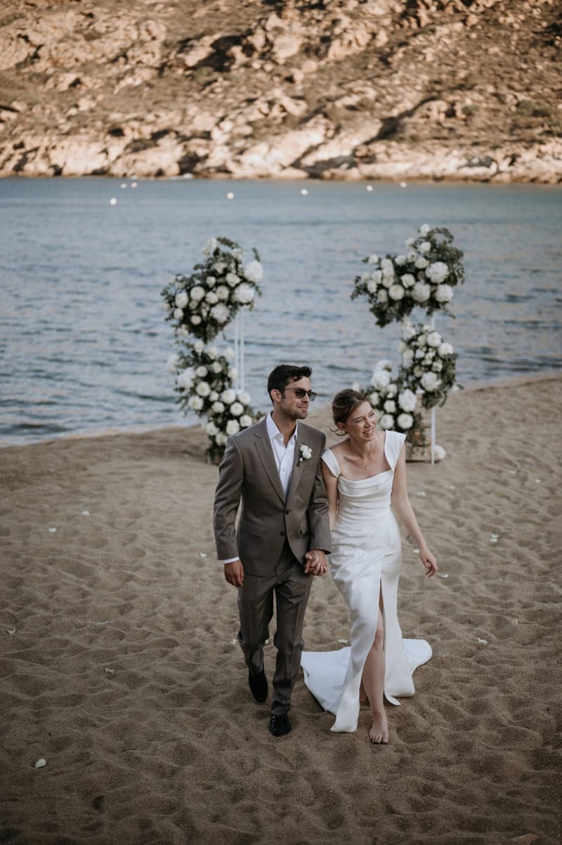 Caitlin & Mike Elopement in Ios