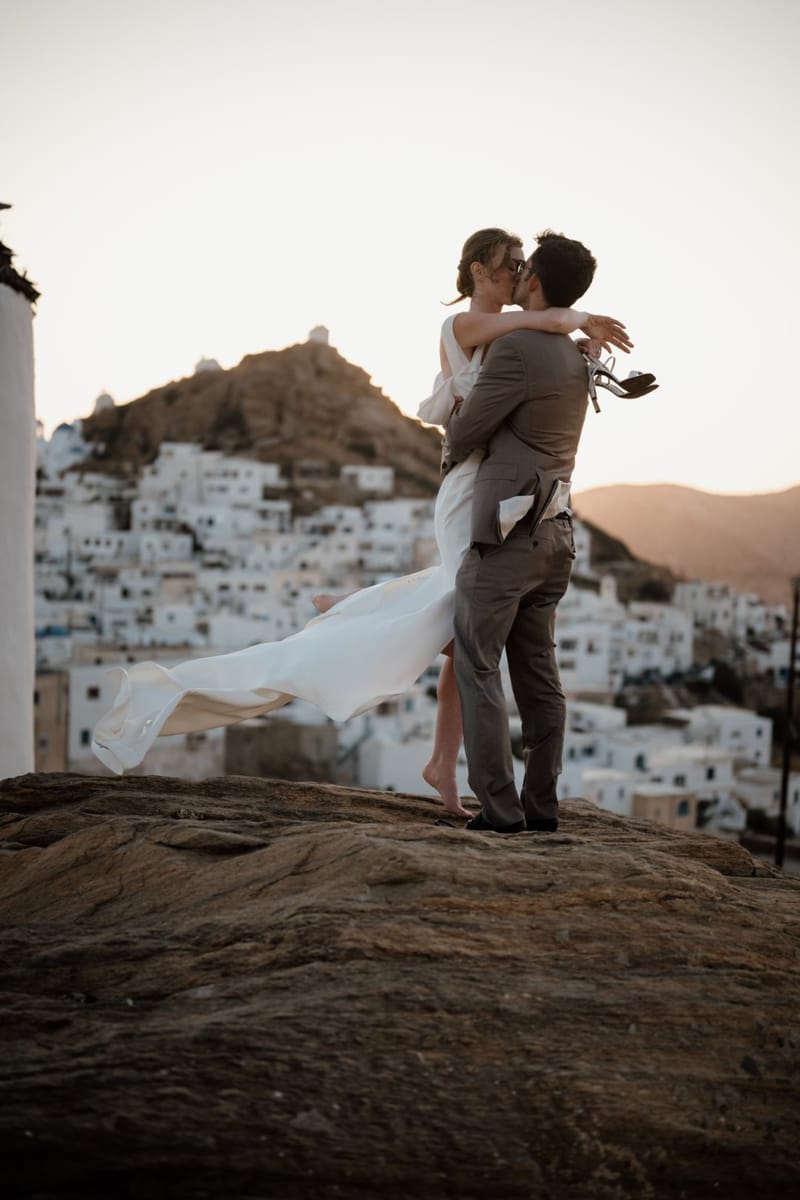 Caitlin & Mike Elopement in Ios