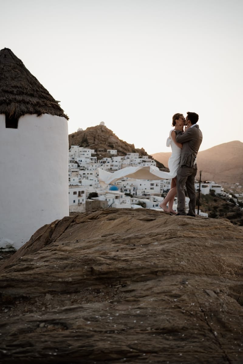 Caitlin & Mike Elopement in Ios