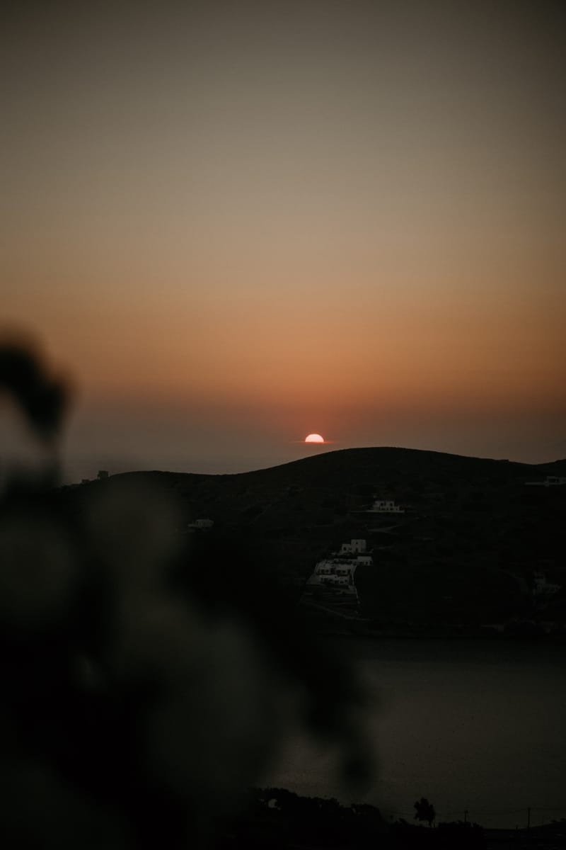 Caitlin & Mike Elopement in Ios