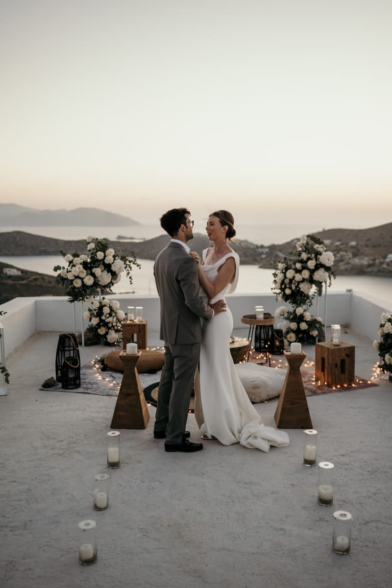 Caitlin & Mike Elopement in Ios