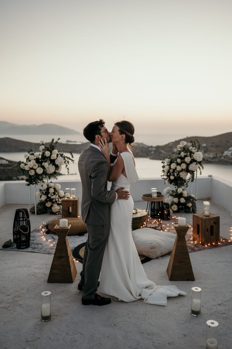 Caitlin & Mike Elopement in Ios