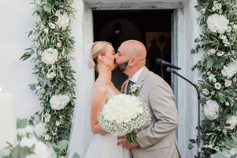 Dori & Sebastian Wedding in Athens @ Gallery Island Art and Taste Venue