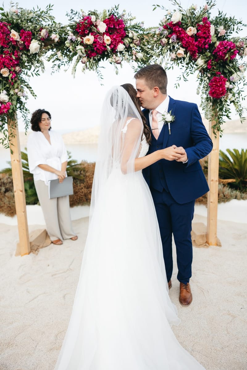 Rachel & Ben - Wedding in Crete