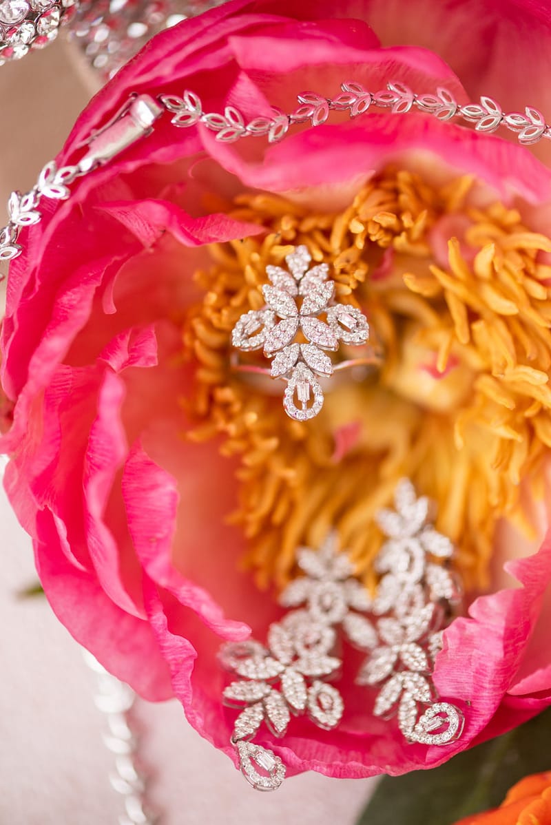 Luxury colorful Wedding in the Athenian Riviera