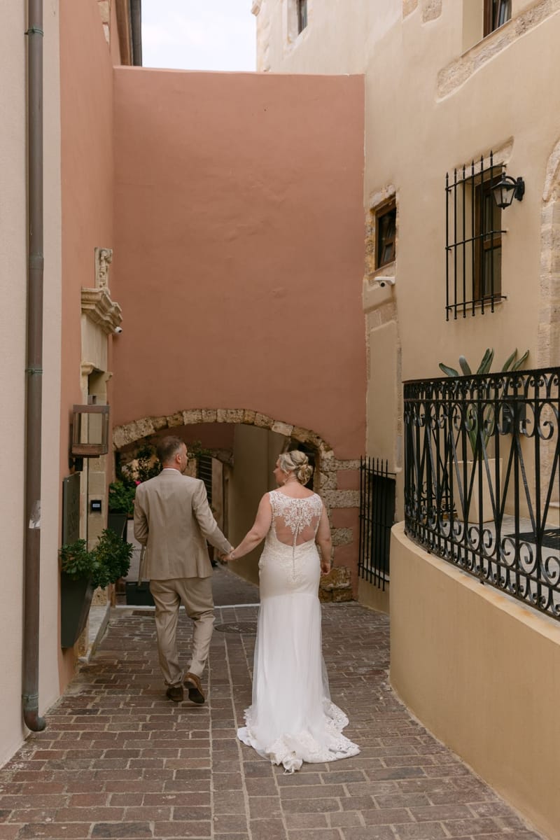 Bridal Preparation and First Look and Couple Photoshoot before ceremony