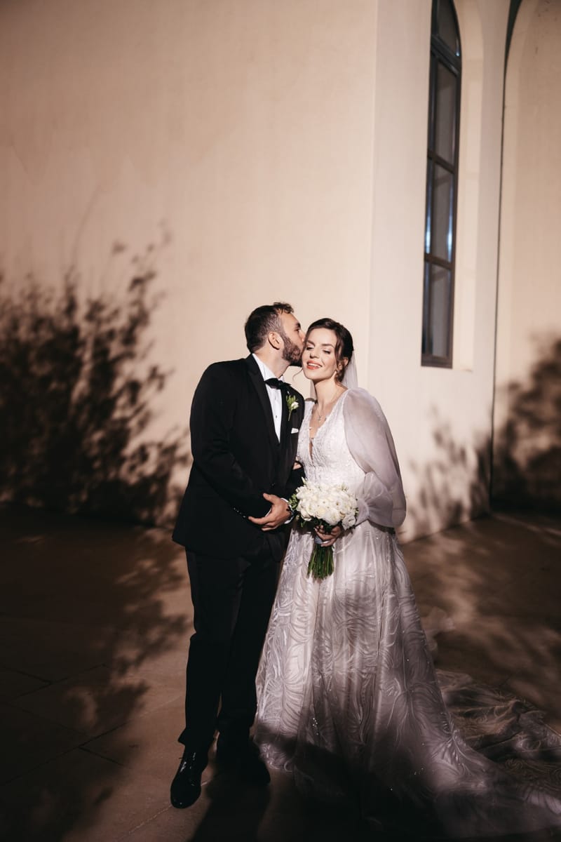 Couple photoshoot after ceremony