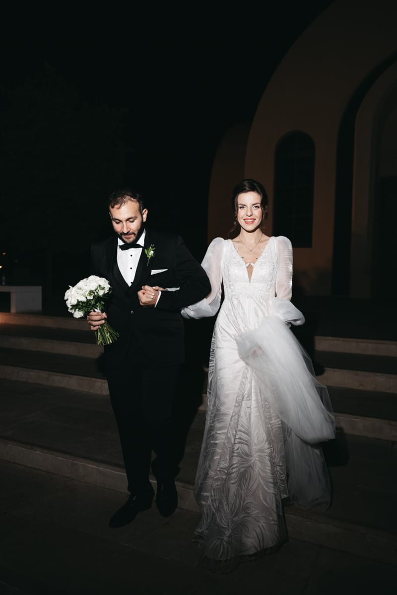 Couple photoshoot after ceremony