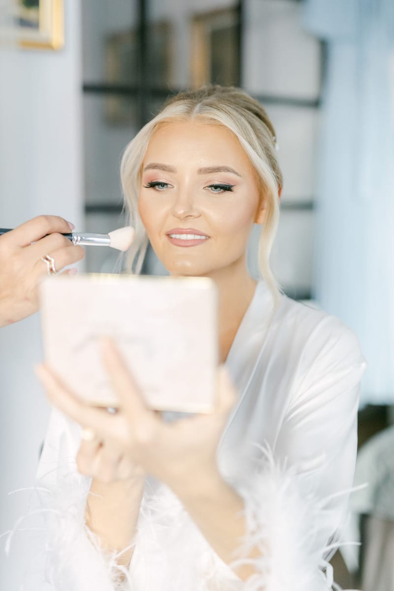 Preparation Bride & Groom 