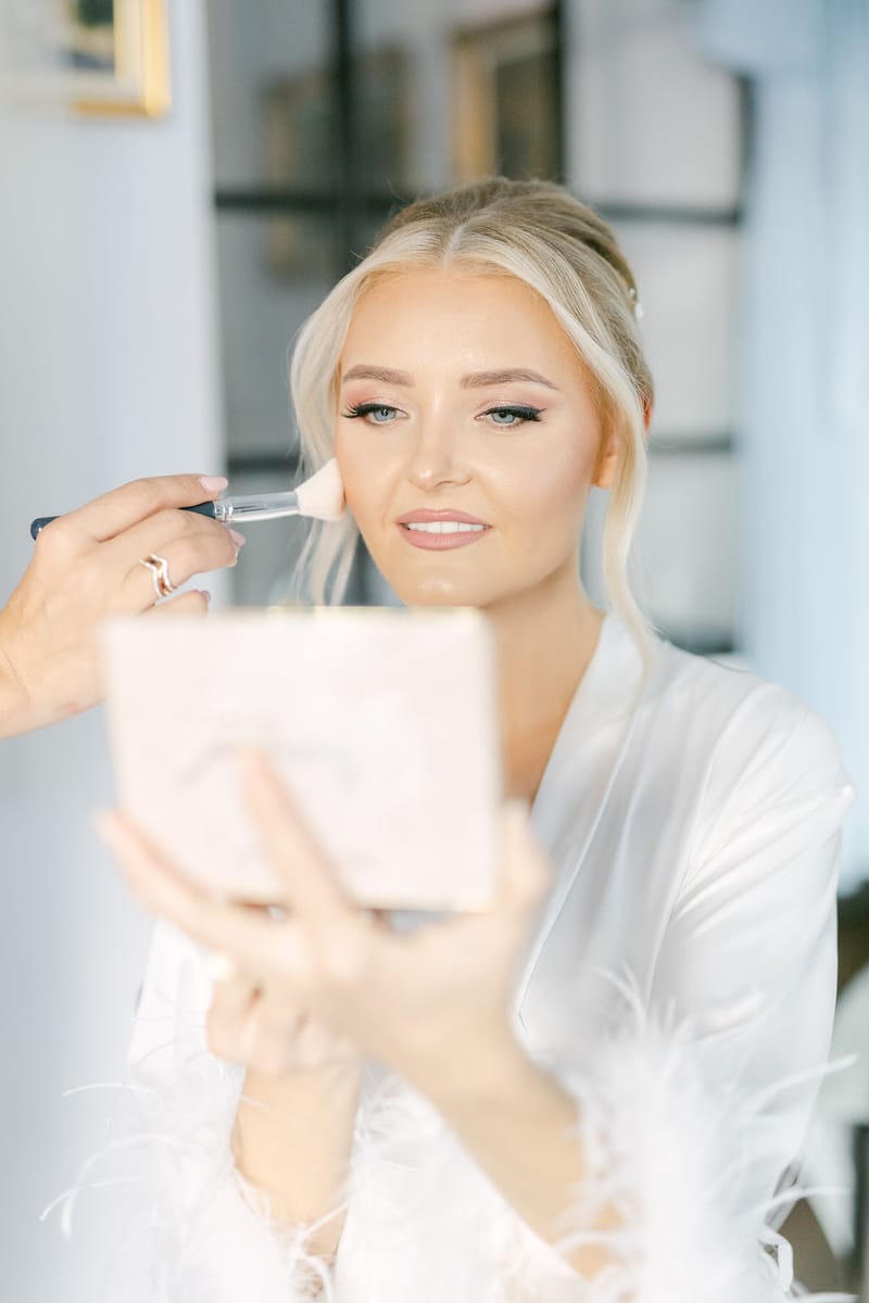 Preparation Bride & Groom 
