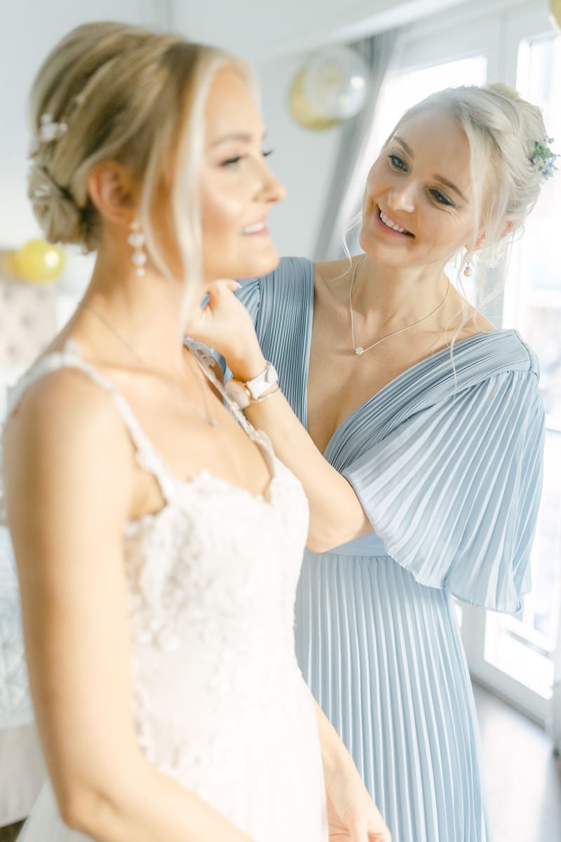 Preparation Bride & Groom 