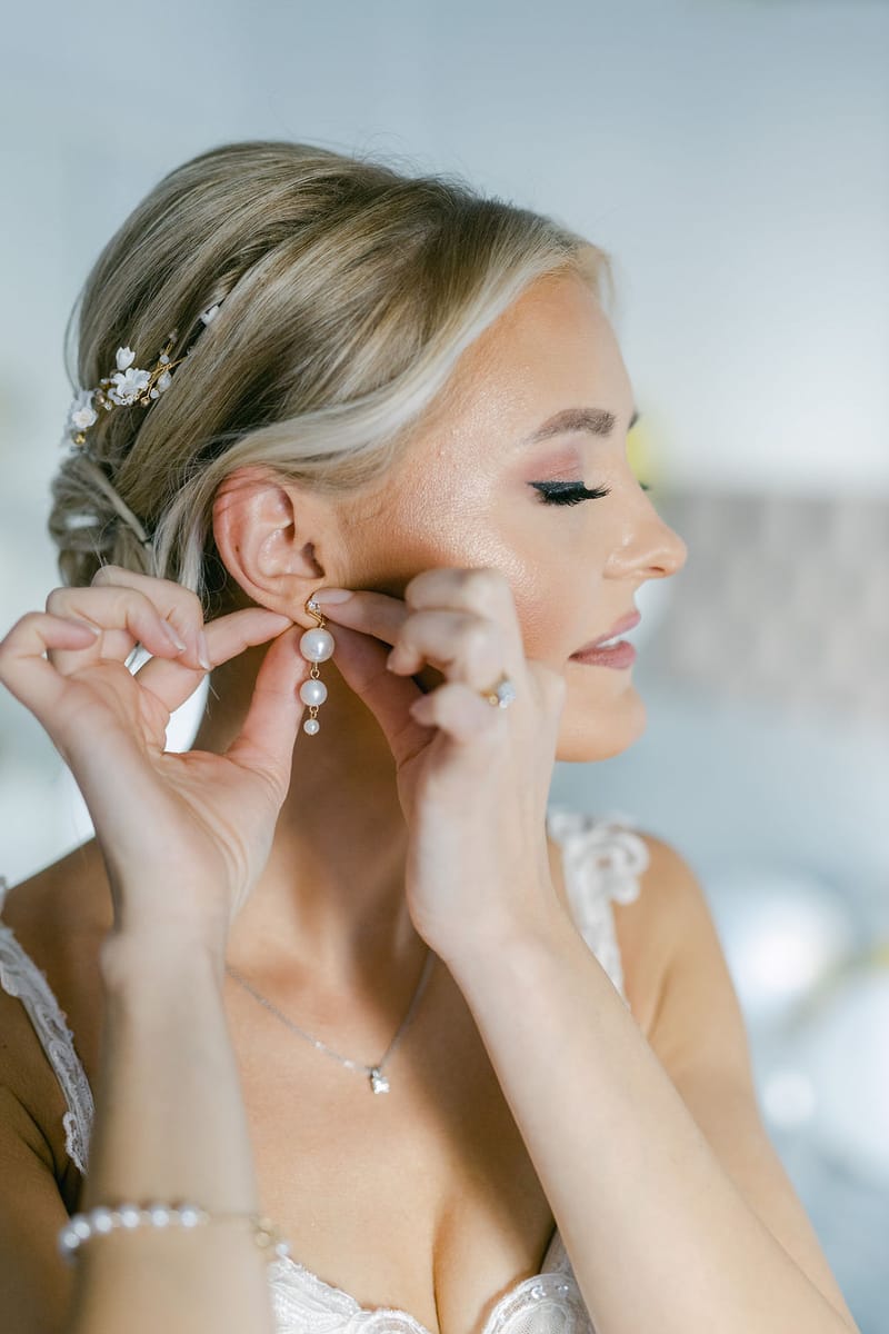 Preparation Bride & Groom 