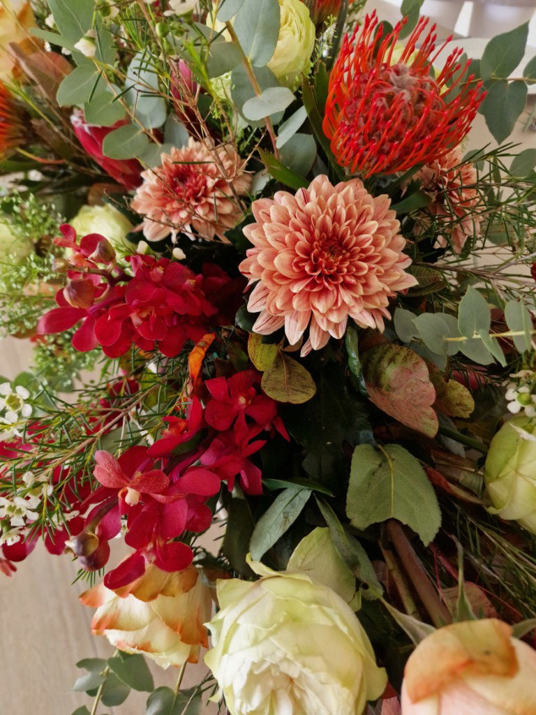 Nigerian Red wedding theme in Athens