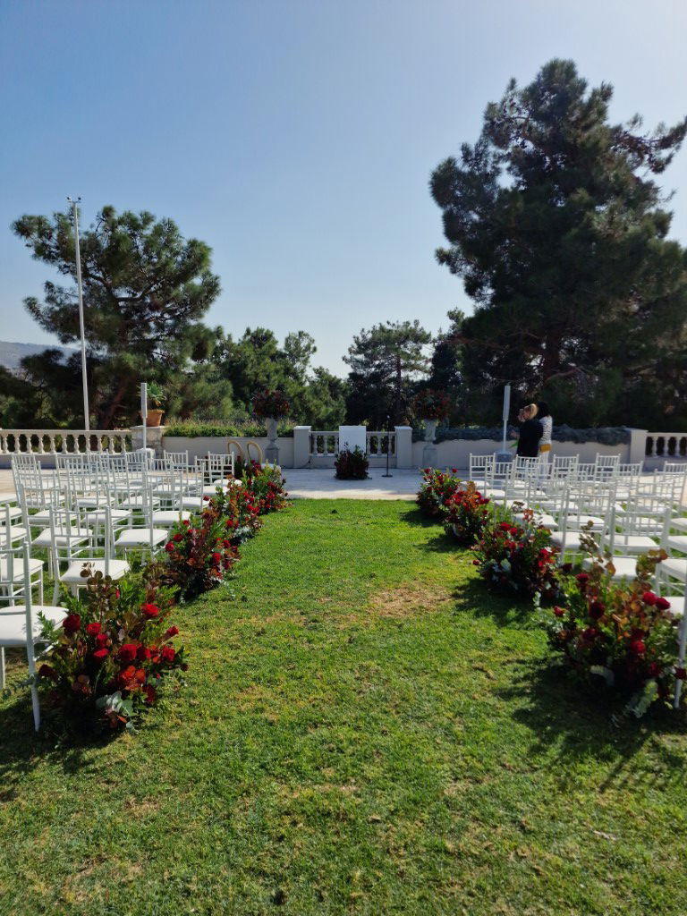 Nigerian Red wedding theme in Athens