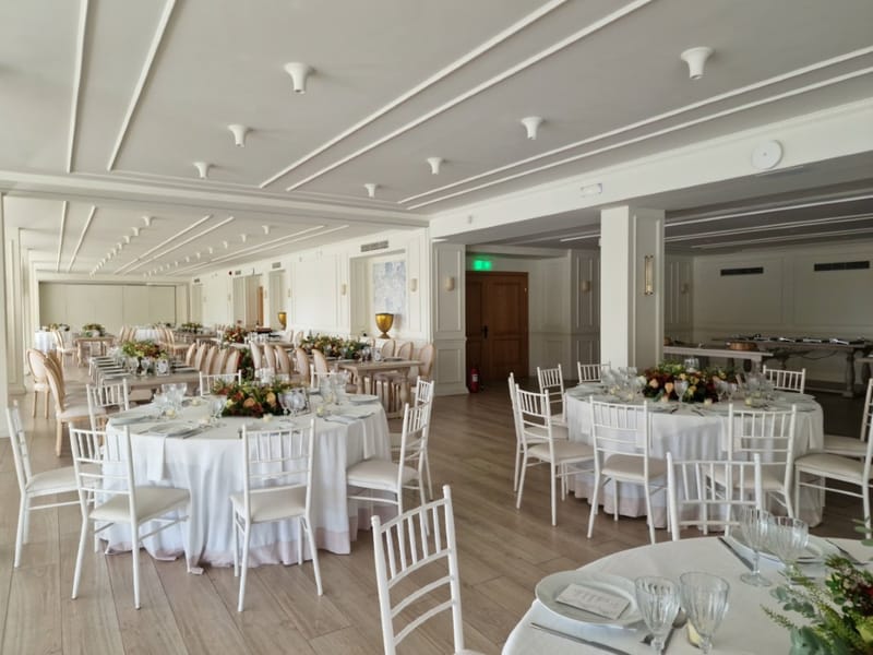 Nigerian Red wedding theme in Athens