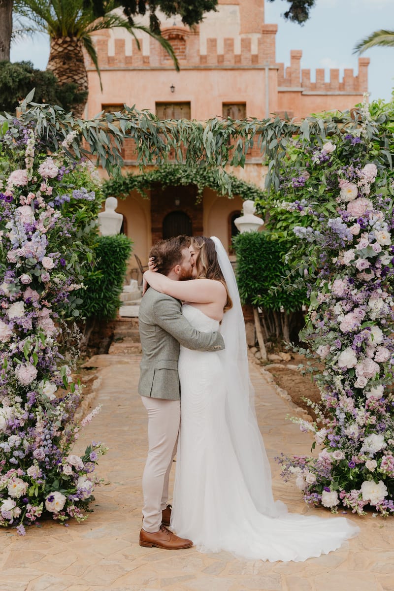 Aimee & Seymour Wedding at the Pyrgos Melissourgou