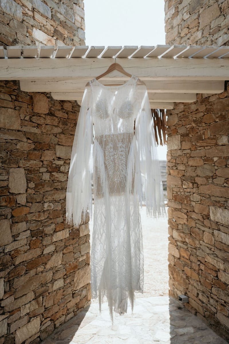 Eliana & Peter Bohemian wedding in Ios