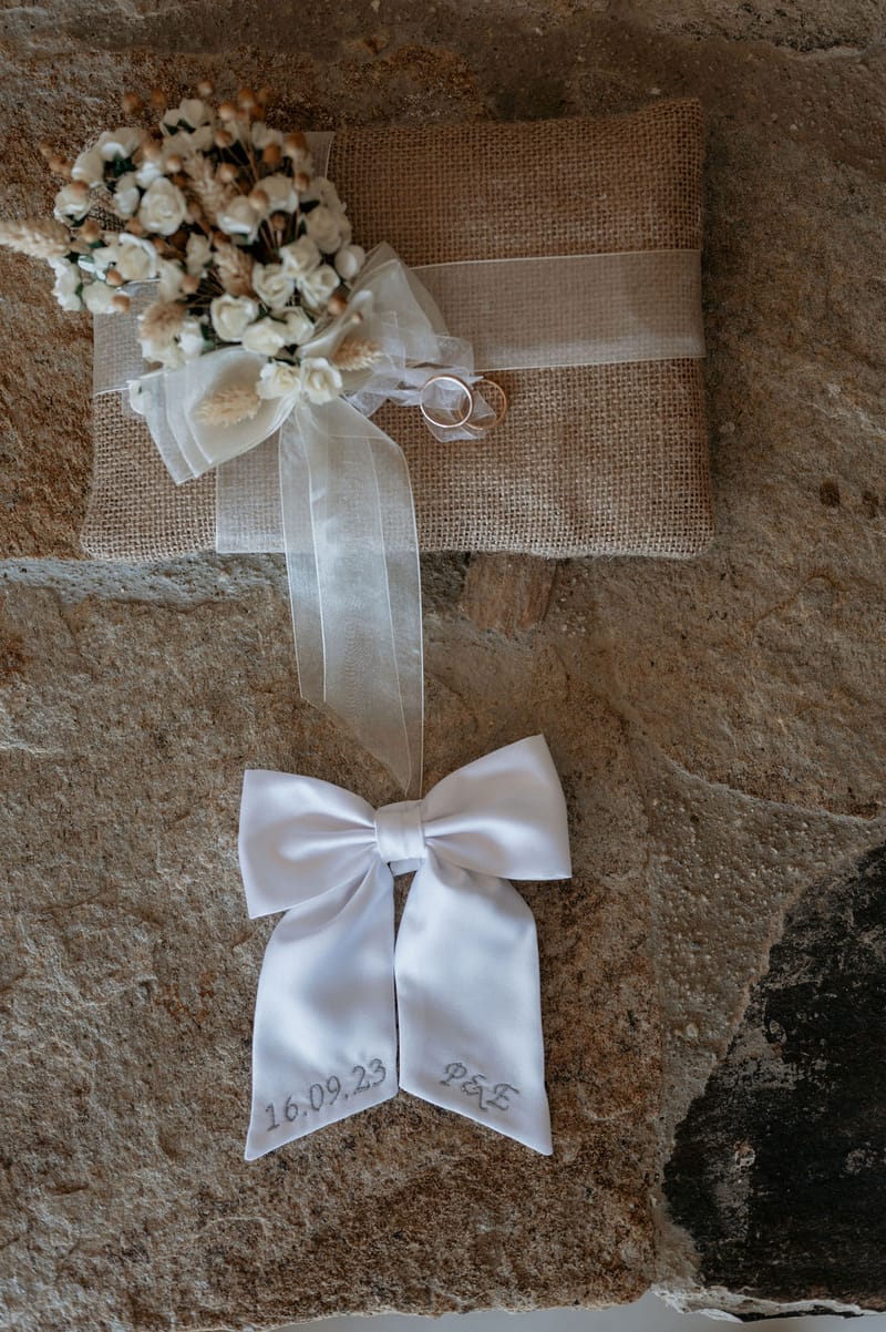 Eliana & Peter Bohemian wedding in Ios