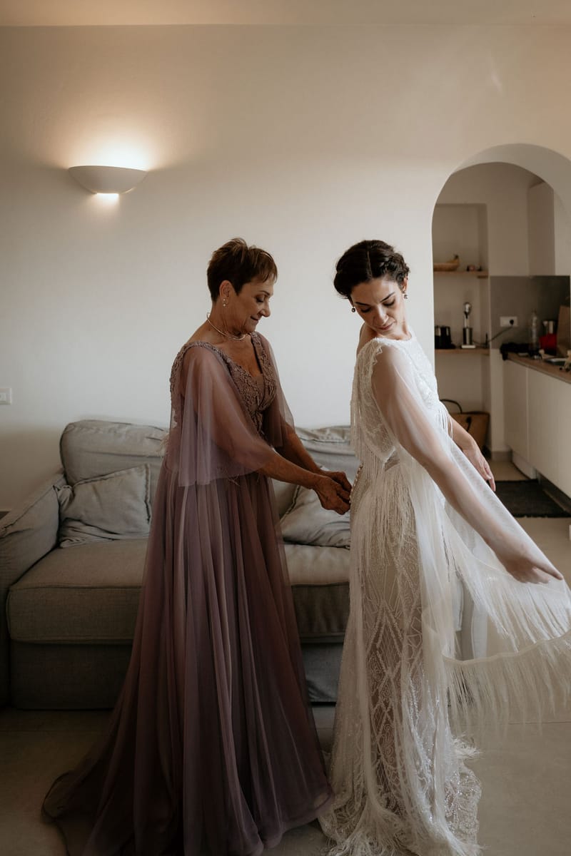 Eliana & Peter Bohemian wedding in Ios