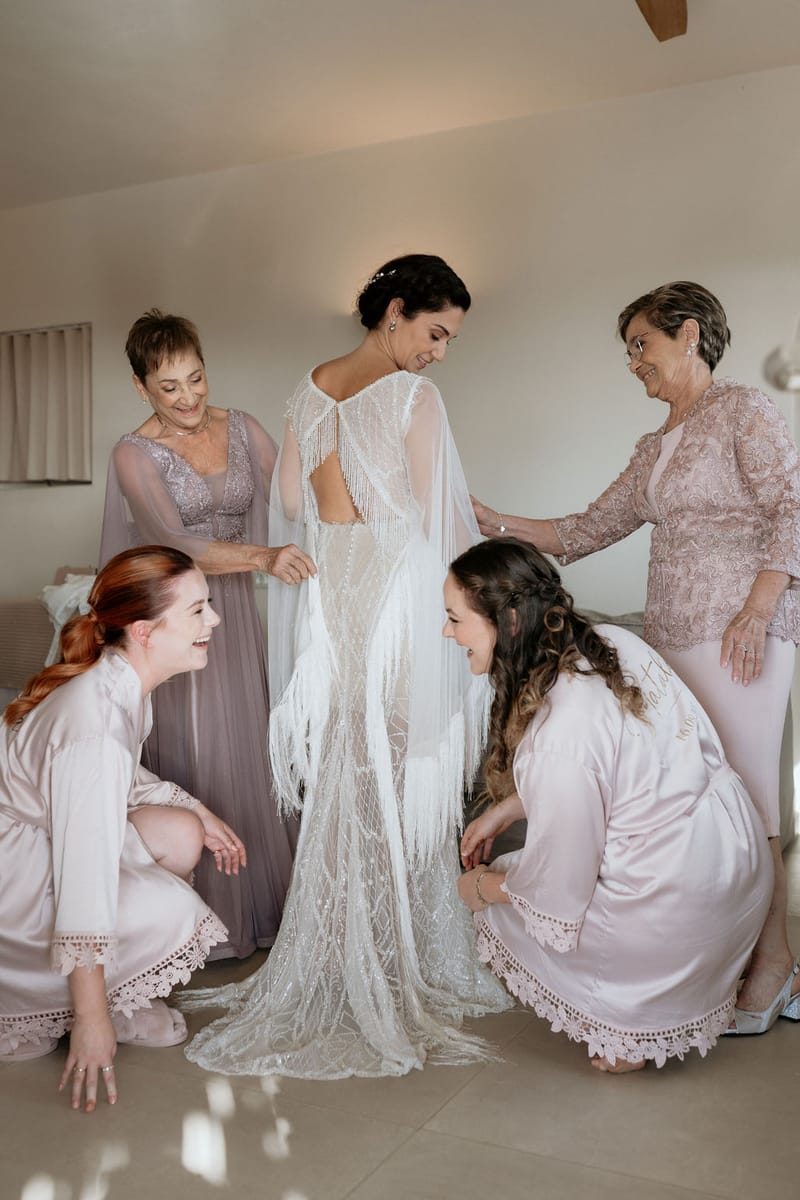 Eliana & Peter Bohemian wedding in Ios