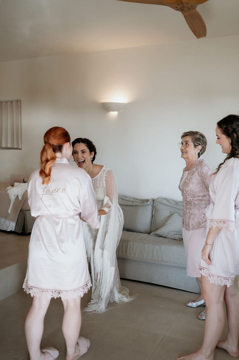 Eliana & Peter Bohemian wedding in Ios